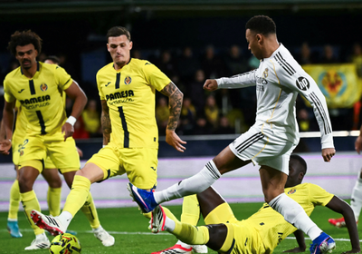 ريال مدريد يتخطى عقبة فالنسيا بثنائية