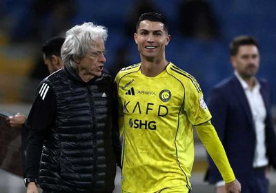 جيسوس يربط مستقبله مع النصر بمصير رونالدو