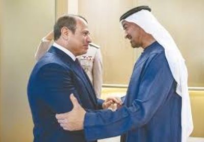 استقبله رئيس الدولة.. الرئيس المصري يصل الإمارات