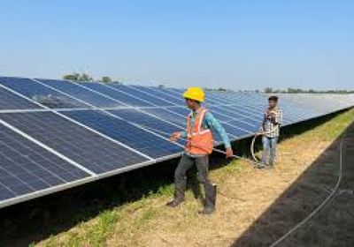 الهند تتمسك بالحفاظ على تنويع مصادر إمدادات الطاقة