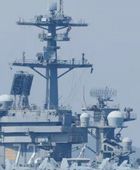 الولايات المتحدة تحث السفن الأمريكية على الابتعاد عن مضيق هرمز