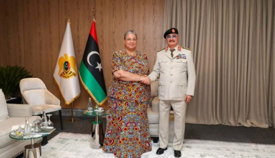 حفتر يبحث مع بعثة الأمم المتحدة الاستعداد للانتخابات في ليبيا