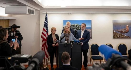 لإعادة بناء الثقة.. وفد من الشيوخ الأمريكي يزور جرينلاند