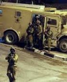 قوات إسرائيلية تغلق شارع الشهداء بالخليل