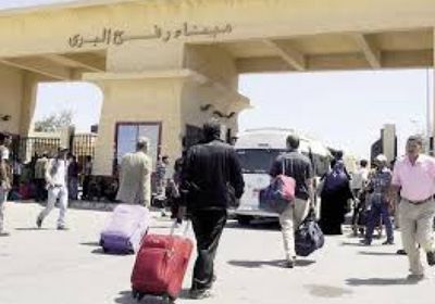 40 فلسطينيًا يصلون غزة قادمين من مصر