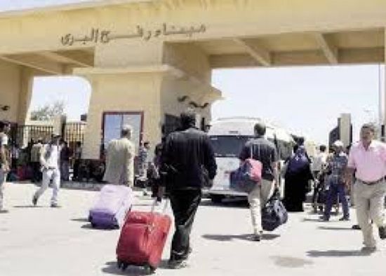 40 فلسطينيًا يصلون غزة قادمين من مصر