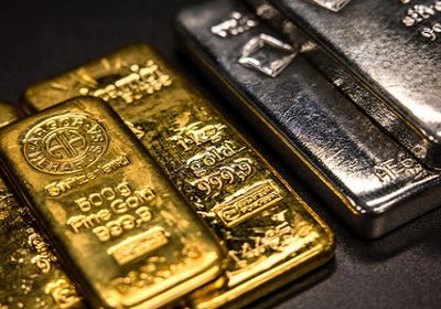 الذهب والفضة يتراجعان وسط ترقب للوظائف الأمريكية