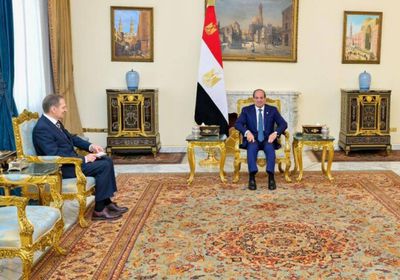 السيسي يستقبل رئيس الاستخبارات الروسية