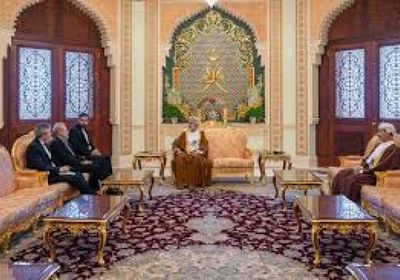 سلطان عُمان يستقبل لاريجاني بعد أيام على المفاوضات مع واشنطن