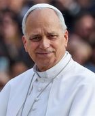 لمواجهة الشتاء القارس.. بابا الفاتيكان يرسل مولدات كهربائية إلى أوكرانيا