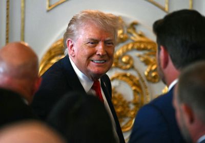 وزير الخارجية القبرصي يدعو ترامب لزيارة بلاده