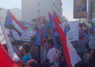 انطلاق مسيرة في التواهي تأييدا للإعلان الدستوري لدولة الجنوب