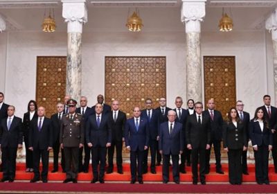 بعد أدائهم اليمين الدستورية.. السيسي يعقد اجتماعاً مع الوزراء الجدد