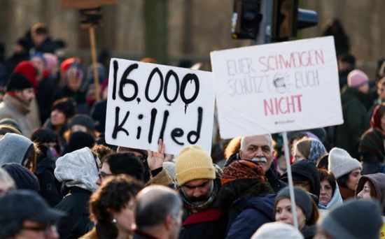 الخارجية الفرنسية تعلن فتح باريس باب اللجوء أمام الإيرانيين