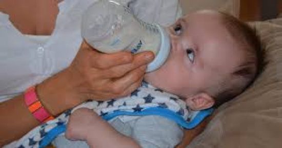 السلطات الفرنسية تحقق في وفاة رضيع ثالث تناول حليبًا