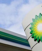 "بي بي" تُوقف إعادة شراء الأسهم وتُعمق خفض التكاليف