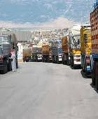 إعفاءات سورية موقتة تتيح دخول شاحنات لبنانية تنقل سلعا معيّنة