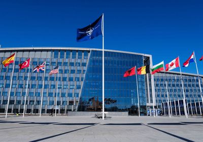 غياب وزير الدفاع الأميركي عن اجتماع الناتو