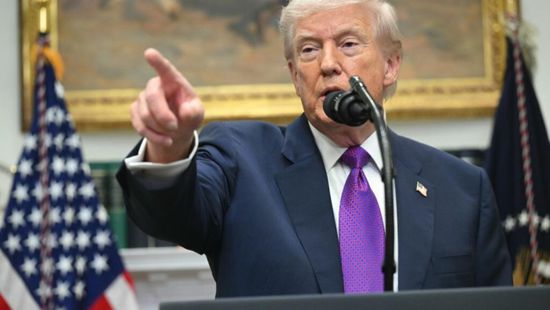 &zwnj;&rlm;ترامب: على "زيلينسكي" التحرك لإنهاء حرب أوكرانيا