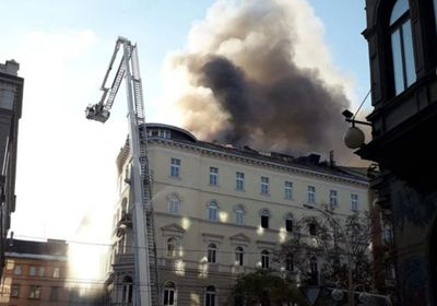 مصرع وإصابة 25 شخصاً جراء حريق بمبنى سكني في بودابست