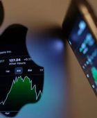سهم أبل يسجل أسوأ أداء يومي منذ أبريل