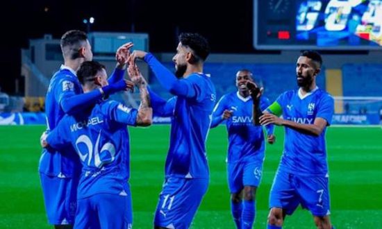 الهلال يتخطى الاتفاق ويبتعد في صدارة الدوري السعودي