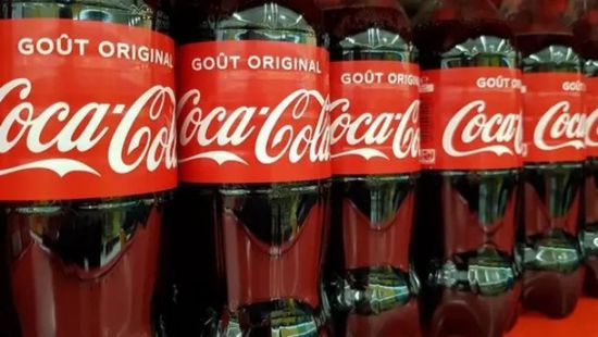 تراجع سهم "كوكاكولا" 4% إثر انخفاض هوامش الربح
