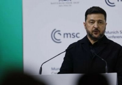 الرئيس الأوكراني يطالب بالضغط على روسيا لتقديم تنازلات