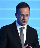 سيارتو لزيلينسكي: لن نعطي أموال الهنغاريين لأوكرانيا