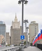 "هذيان مريض".. الخارجية الروسية تعلق على تأجيل زيلينسكي للانتخابات