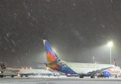 بسبب الثلوج.. فرنسا تطالب شركات الطيران بتقليص رحلاتها