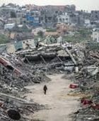 الدفاع المدني في غزة يعلن مقتل 12 شخصًا في ضربات إسرائيلية