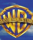 "باراماونت" تغري مساهمي "وارنر براذرز" بـ "رسوم تأخير"