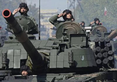 الرئيس البولندي يدعو لامتلاك بلاده للأسلحة النووية