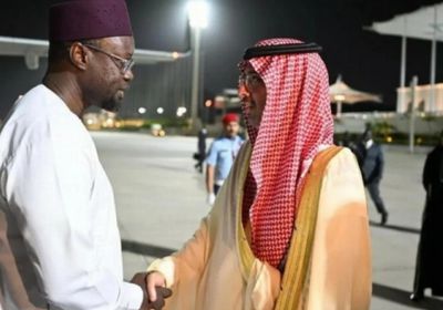 رئيس وزراء السنغال يصل جدة
