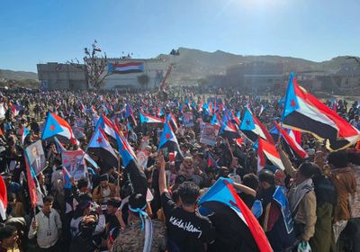 الجماهير تواصل الزحف للمشاركة في مليونية الثبات بالضالع