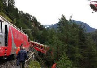 انحراف قطار عن سكته في سويسرا يوقع جرحى