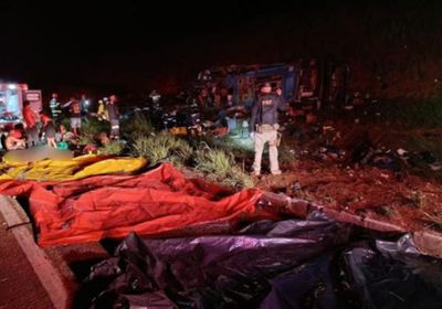 مقتل وإصابة 52 راكباً جراء انقلاب حافلة في البرازيل