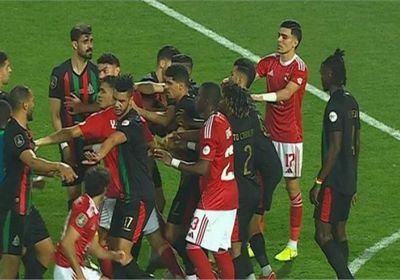 الجيش الملكي يشكو نجم الأهلي المصري لـ"الكاف"