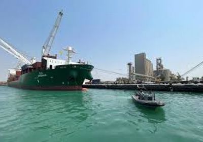 هيئة بريطانية: تخفيض تصنيف واقعة تتعلق بسفينة وزوارق قرب ميناء عدن