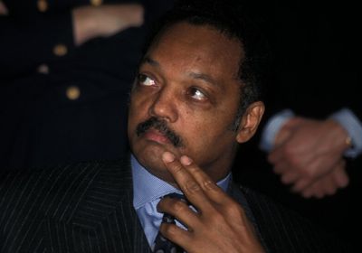 وفاة الناشط الأمريكي جيسي جاكسون