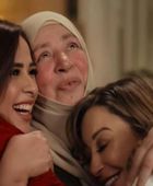 عبلة كامل تكسر سنوات الغياب وتتصدر الترند بإطلالة مفاجئة تهز مواقع التواصل