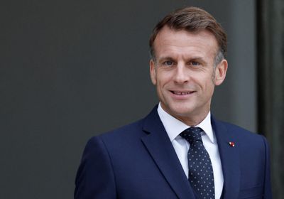 ماكرون يتمسك برقابة دولية آمنة على الذكاء الاصطناعي