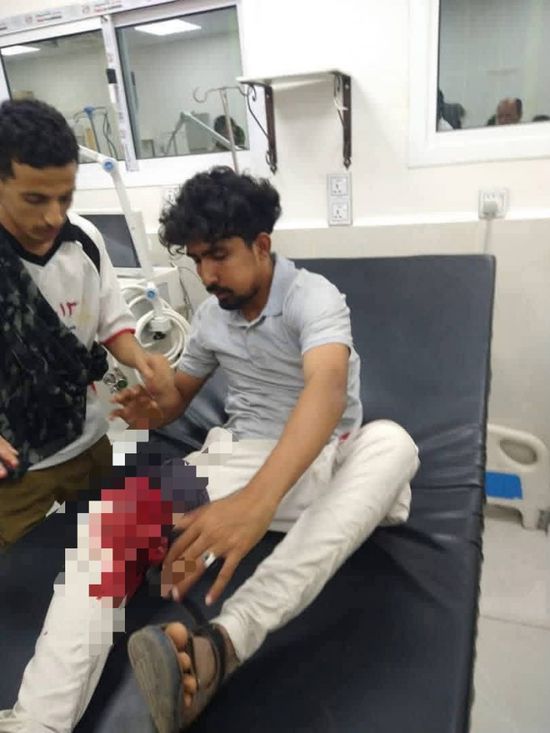 المستشفيات تستقبل جرحى إطلاق النار في محيط معاشيق