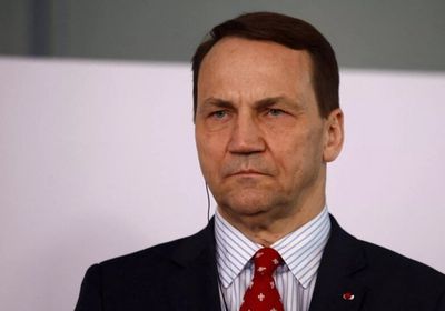 وزير خارجية بولندا يدعو مواطنيه لمغادرة إيران