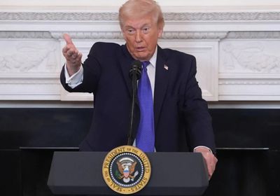 ترامب يؤكد: أدرس توجيه ضربة عسكرية محدودة لإيران