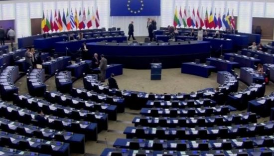 بعد إلغاء الرسوم الأمريكية.. البرلمان الأوروبي يعقد اجتماعاً طارئاً