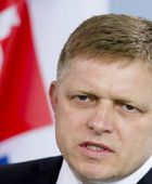 رئيس الوزراء السلوفاكي: مستعدون لقطع إمدادات الكهرباء عن أوكرانيا