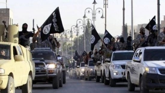 "داعش" يطالب عناصره بقتال الحكومة السورية الجديدة