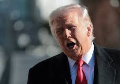 ترامب يتعهد بإرسال سفينة مستشفى إلى غرينلاند